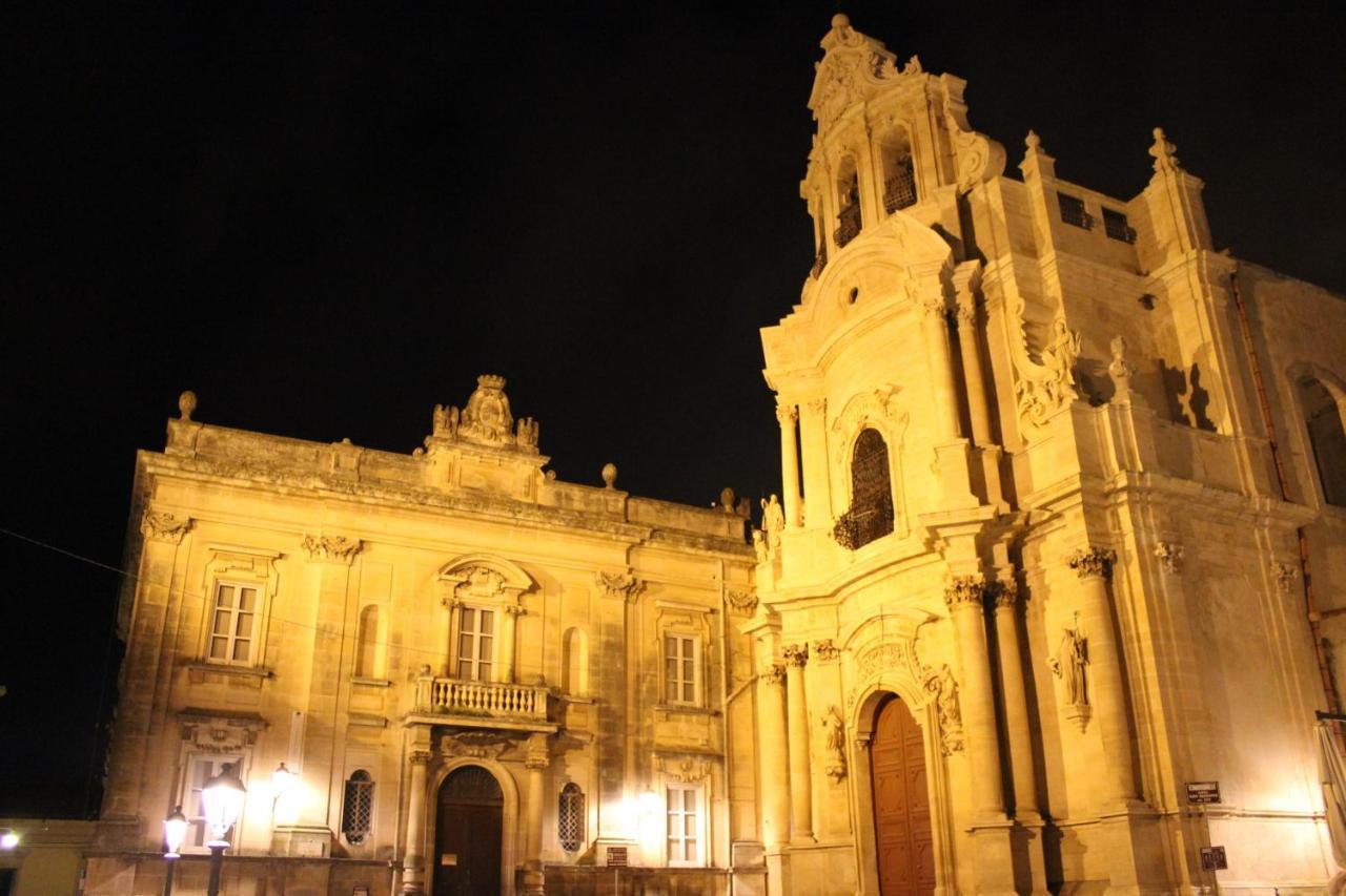 La Casa Del Nespolo Villa Ragusa Luaran gambar